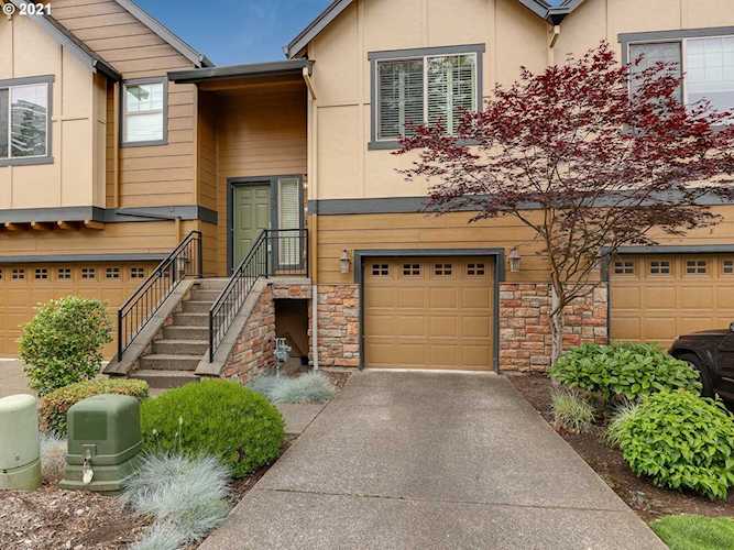 11277 SE Aquila St Happy Valley, OR 97086