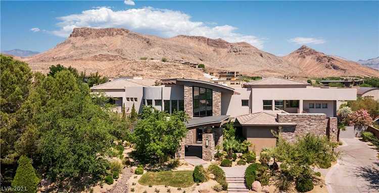 14 Misty Peaks Ct Las Vegas, NV 89135