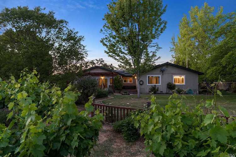 3440 Moriconi Drive Santa Rosa, CA 95401