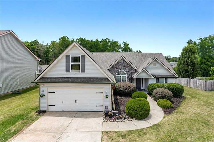 243 Oceanliner Dr Winder, GA 30680