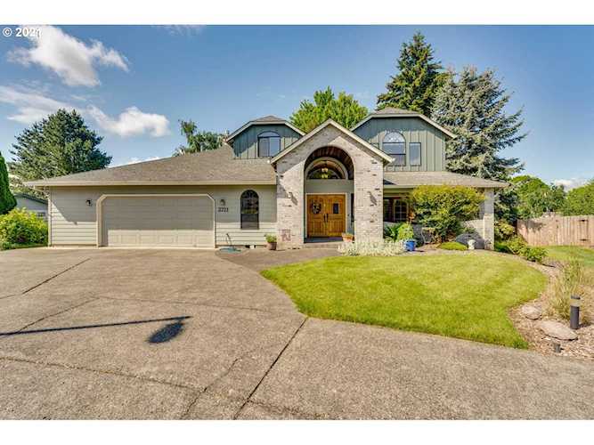 3721 NW Mccann Rd Vancouver, WA 98685
