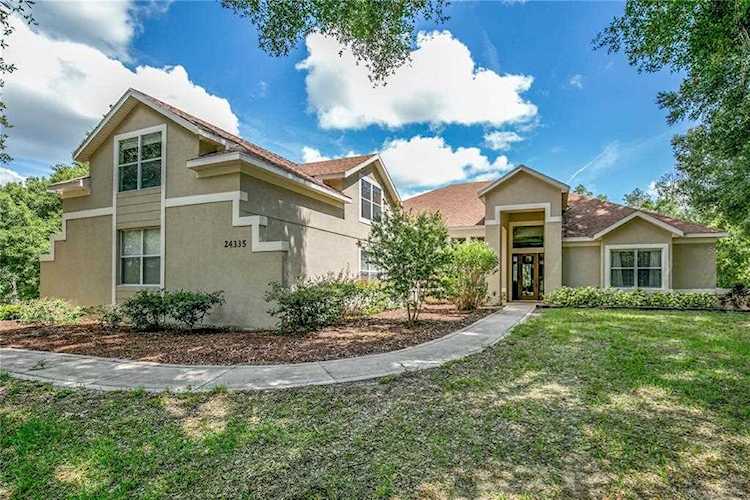 24335 Greentree Ln Eustis, FL 32736