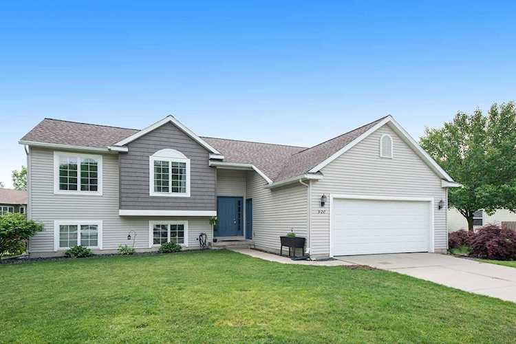 920 NW Anita Ave Walker, MI 49534 | MLS 21021738 Photo 1