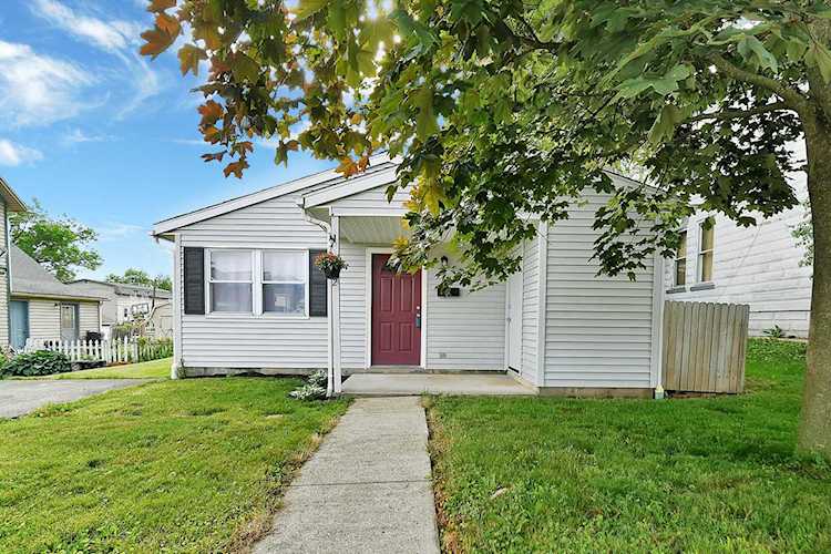 272 Woods Avenue Newark, OH 43055