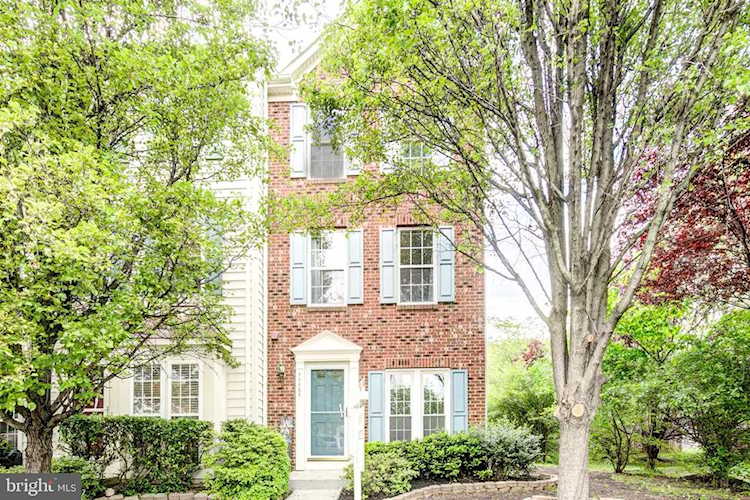 44484 Watertown Terrace Ashburn, VA 20147