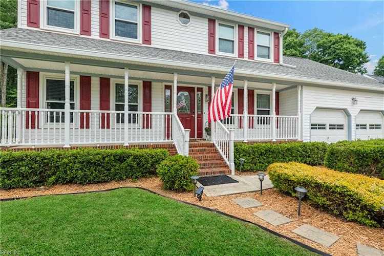 4816 Condor Dr Chesapeake, VA 23321