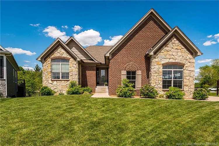 103 Finn Bridge Ct Sellersburg, IN 47172