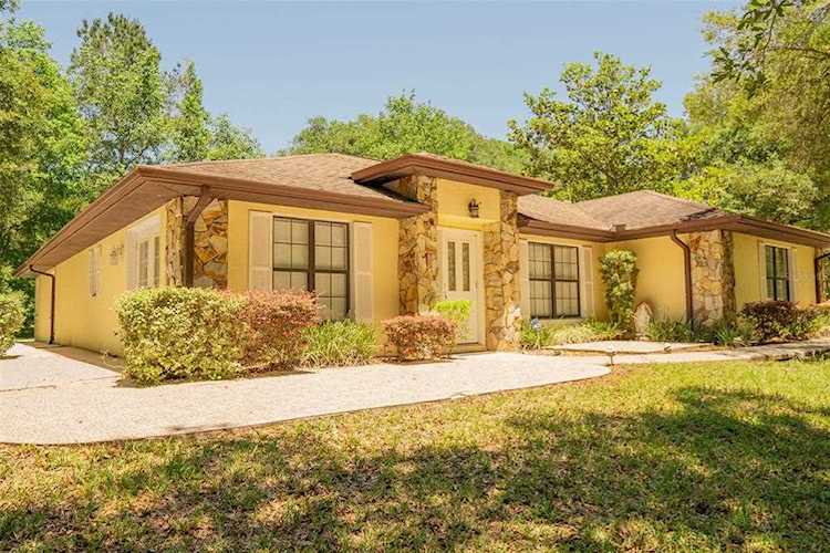 9 Saddle Dr Ocala, FL 34482