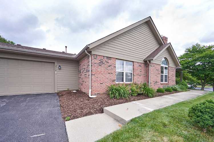 2958 Laurel Wind Boulevard Lewis Center, OH 43035