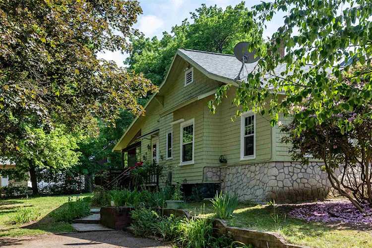 98 Union St Milford, NH 03055