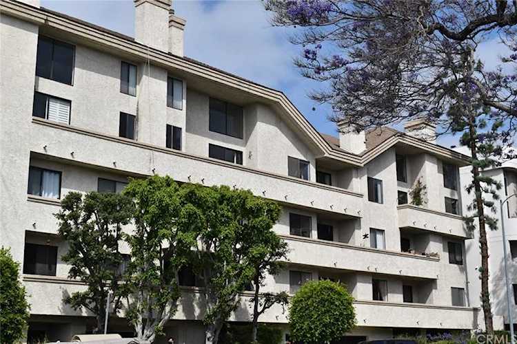 1663 Veteran Ave #101 Los Angeles, CA 90024