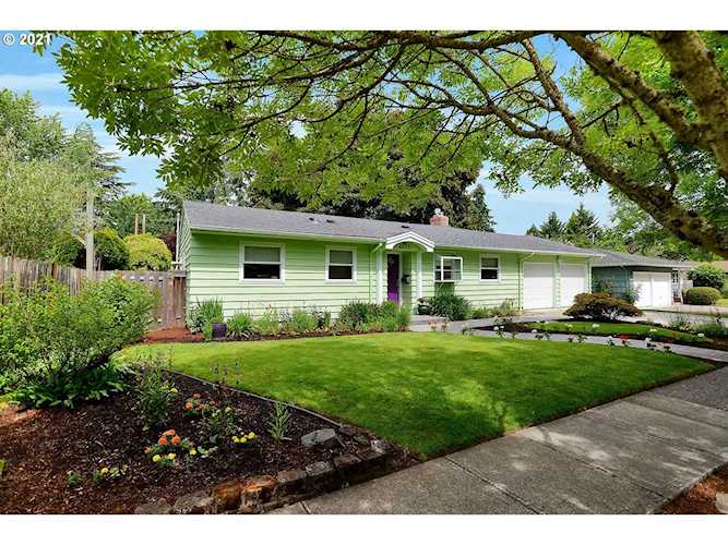 6695 SW Queen Ln Beaverton, OR 97008