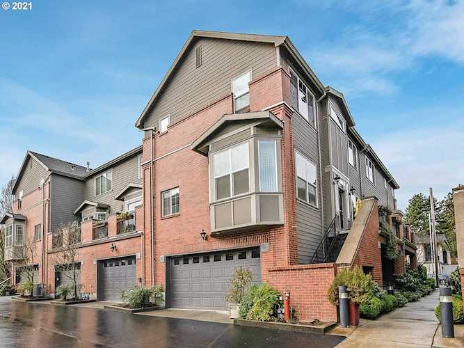 2383 NW Quimby #14 Portland, OR 97210