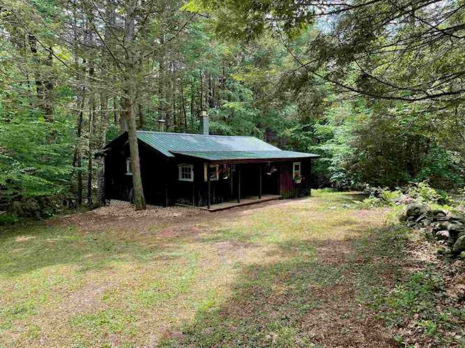 14 Murdock Dr Brookline, VT 05345