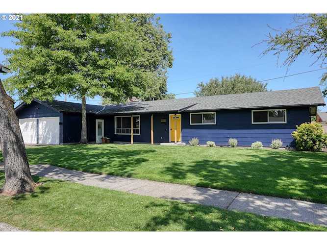 4393 NE Indigo St Salem, OR 97305