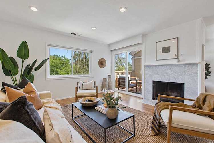 15 Emerson Drive Mill Valley, CA 94941
