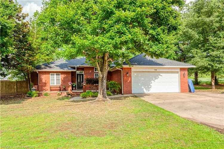 790 S Oak St Greenwood, AR 72936
