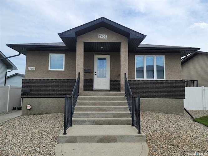 1706 Stoney Ln Regina, SK S4X 0A7