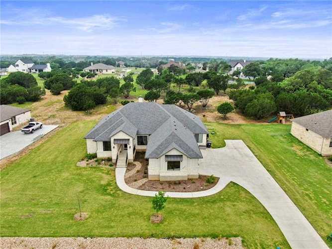 200 Joya DR Liberty Hill, TX 78642