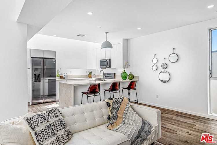 6917 1/2 Knowlton Place Los Angeles, CA 90045