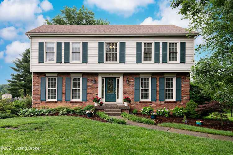 703 Thorpe Dr Louisville, KY 40243