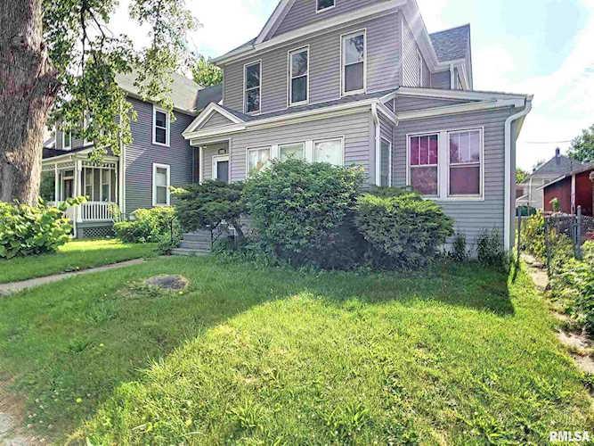 1409 N Marquette St Davenport, IA 52804