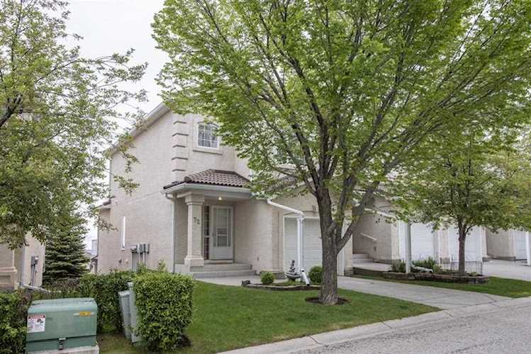 72 Hamptons Link Calgary, AB T3A 5V9