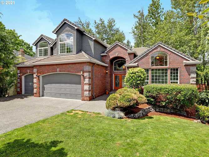 1722 NW Mill Pond Rd Portland, OR 97229