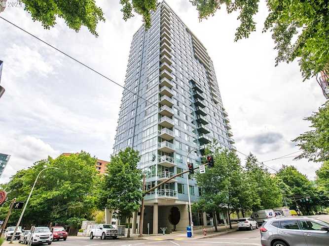 1500 SW 11th Ave #1802 Portland, OR 97201