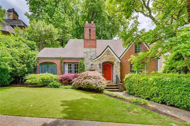 881 Glen Arden Way NE Atlanta, GA 30306