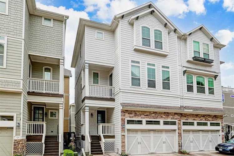 1212 Hobbs Reach Ln Houston, TX 77008
