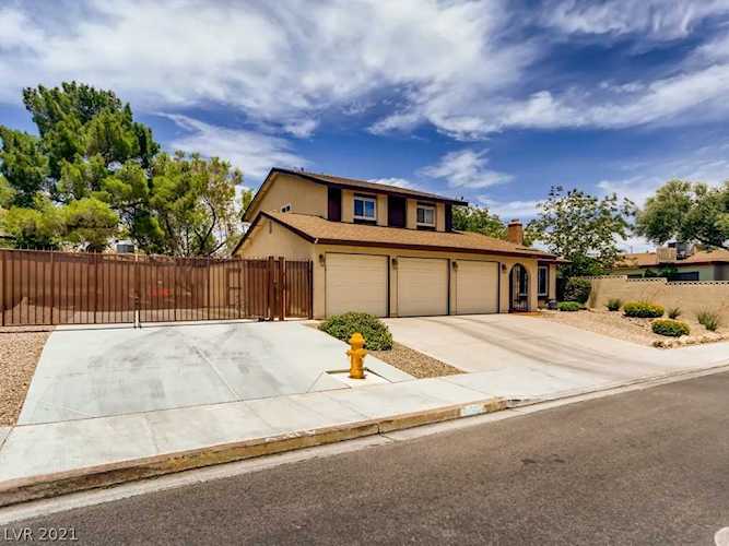 6670 Casa Linda Dr Las Vegas, NV 89103