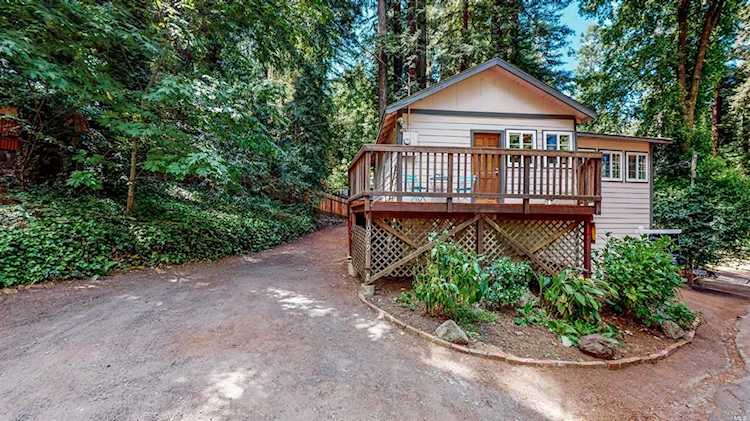 10919 Ogburn Lane Forestville, CA 95436