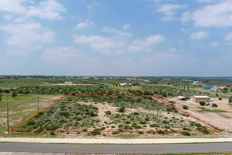 7602 Las Brisas Blvd. Del Rio, TX 78840