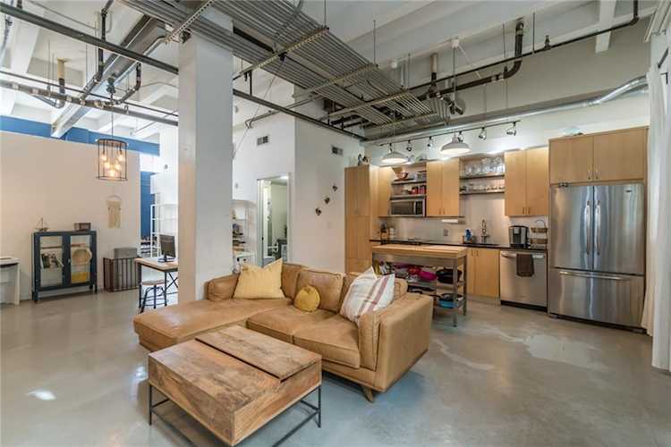 1661 La France St NE #105 Atlanta, GA 30307