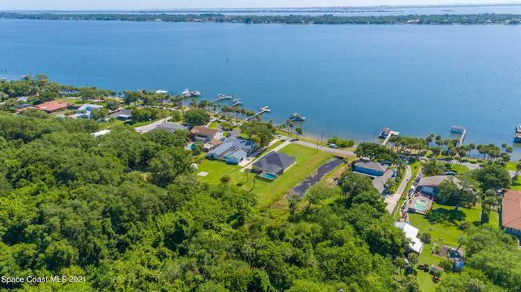 2173 Rockledge Drive Rockledge, FL 32955
