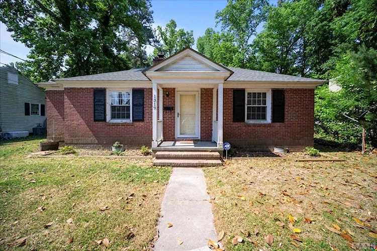 1319 Horner Street Elizabeth City, NC 27909