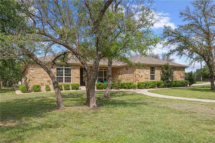 210 Thoroughbred TRCE Liberty Hill, TX 78642