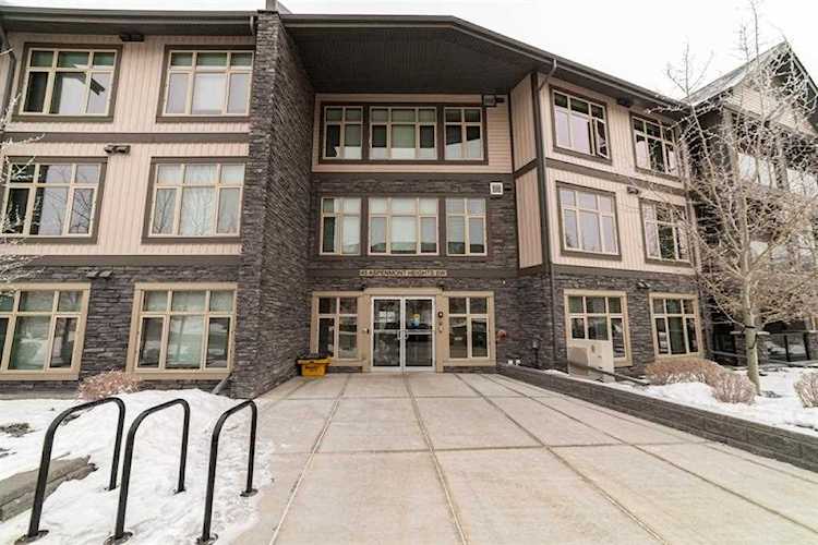 45 Aspenmont Heights SW #14 Calgary, AB T3H 0E6
