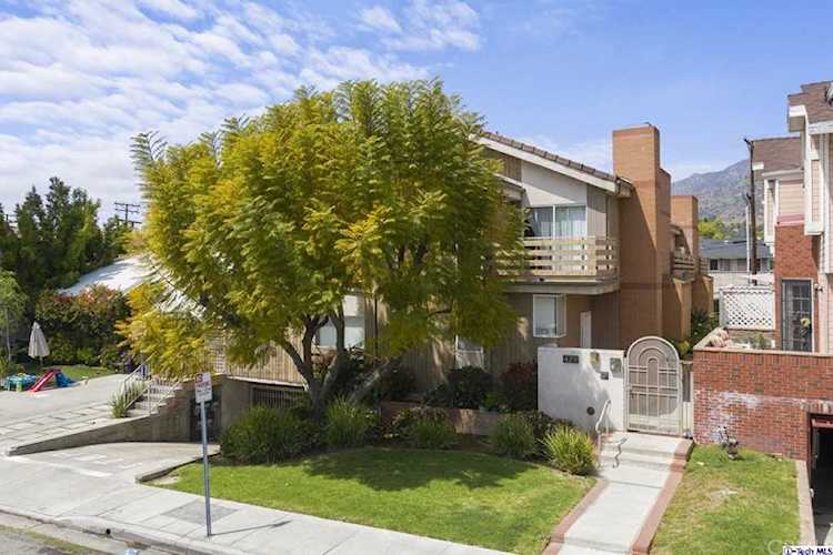 429 Palm Dr #4, Glendale, CA 91202 | RubyHome Photo 1
