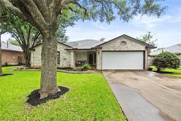 1110 Leah LN Round Rock, TX 78665