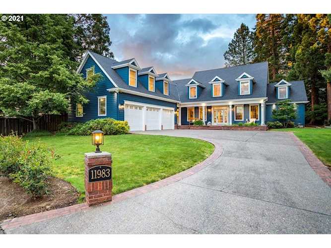 11983 SW Lynnfield Ln Portland, OR 97225