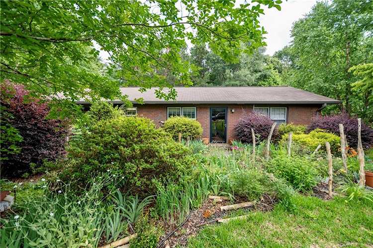 4051 Sharon Dr Gainesville, GA 30507 | MLS 6897673 Photo 1