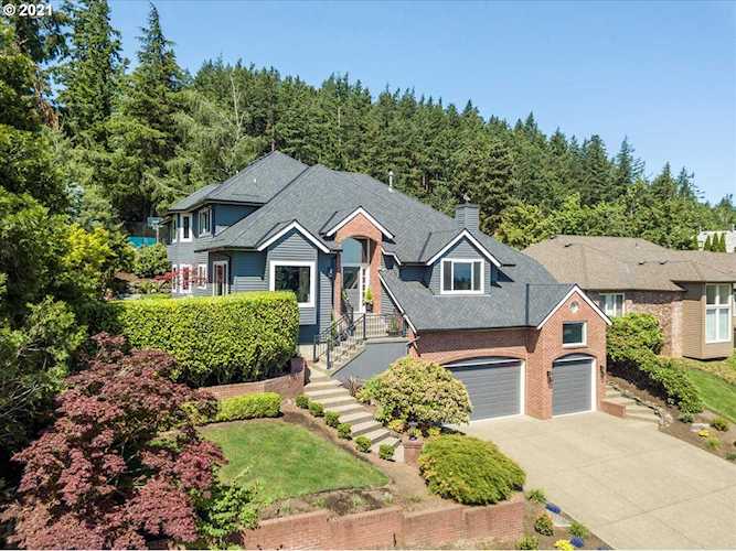 18031 Meadowlark Ln Lake Oswego, OR 97034