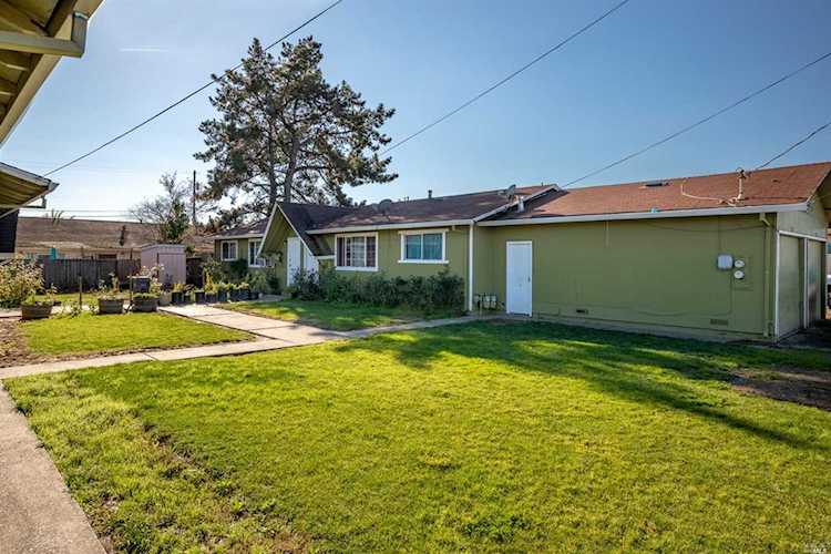166 Barbara Drive Santa Rosa, CA 95407