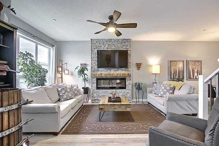139 Howse Ln NE Calgary, AB T3P 0Z3