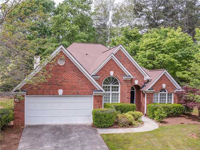 235 Providence Oaks Circle Milton, GA 30009