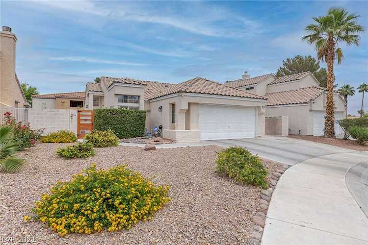 8304 Surfs Up Dr Las Vegas, NV 89128