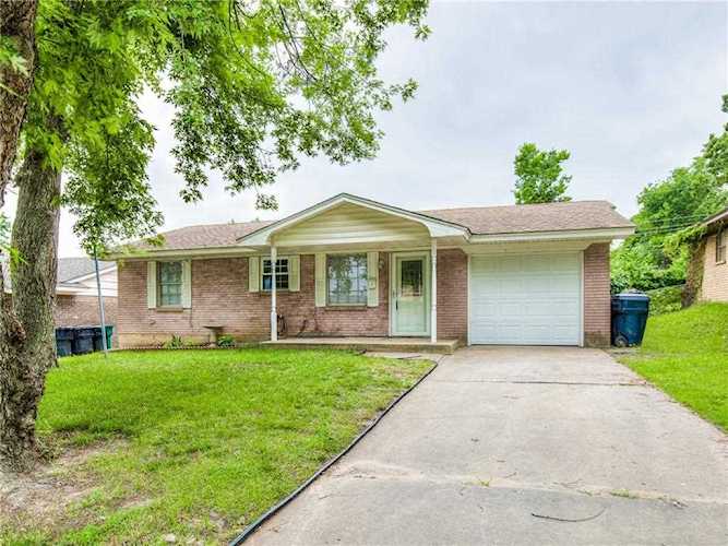625 Hunters Hill Rd Oklahoma City, OK 73127