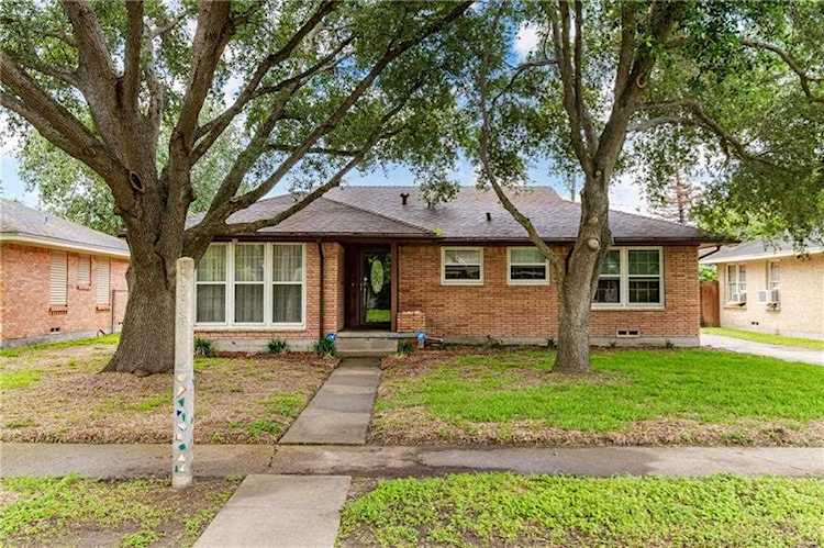 4002 Cott St Corpus Christi, TX 78411